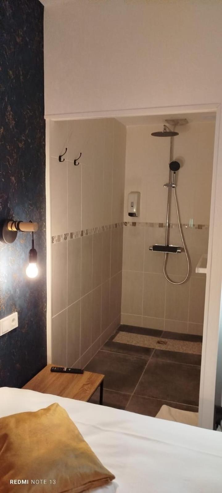 אנגלארדס-דה-סאינט-פלור Garabit Hotel מראה חיצוני תמונה